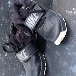 Kid Nike shoes
